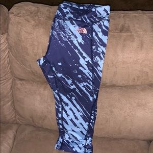Blue North Face t shirt & tye dye leggings